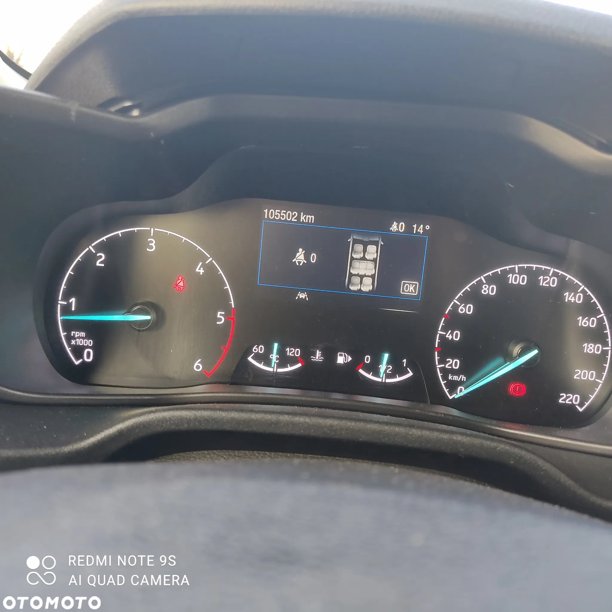 Ford Tourneo Connect Grand - 13