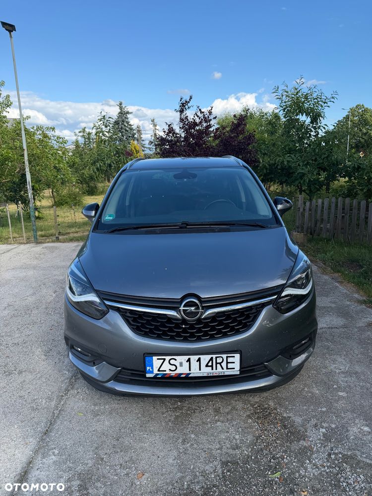 Opel Zafira Tourer 1.6 SIDI Turbo Edition - 1