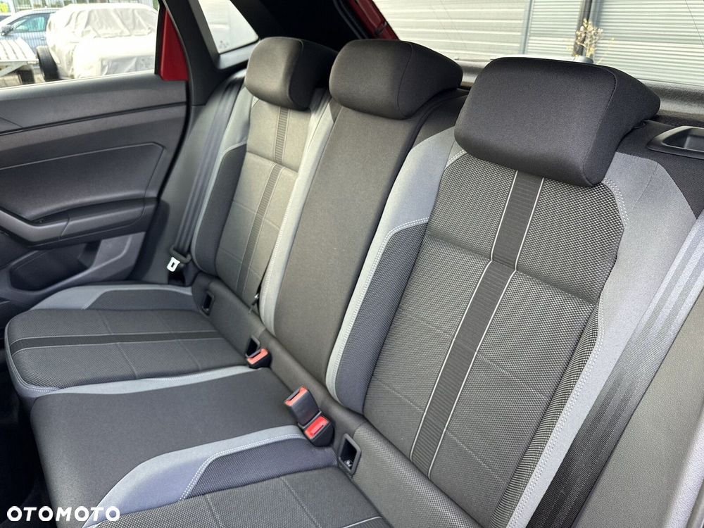 Volkswagen Polo - 17
