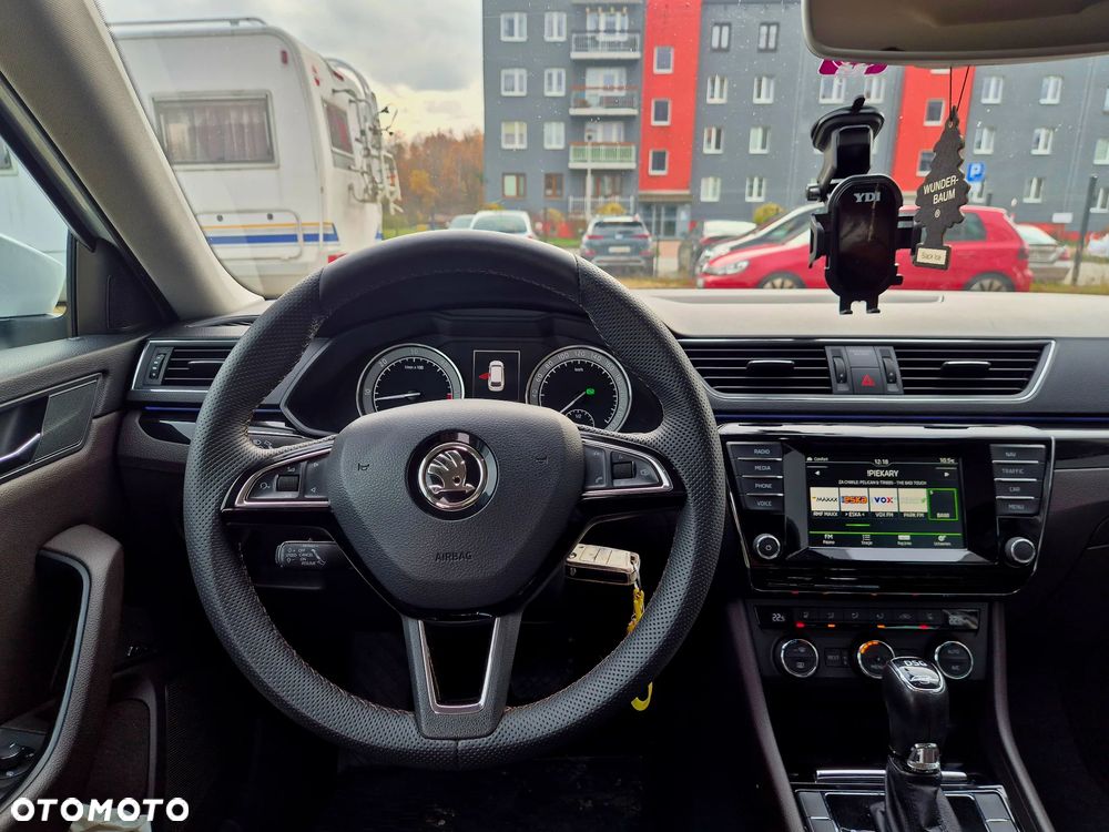 Skoda Superb 2.0 TDI DSG L&K - 8