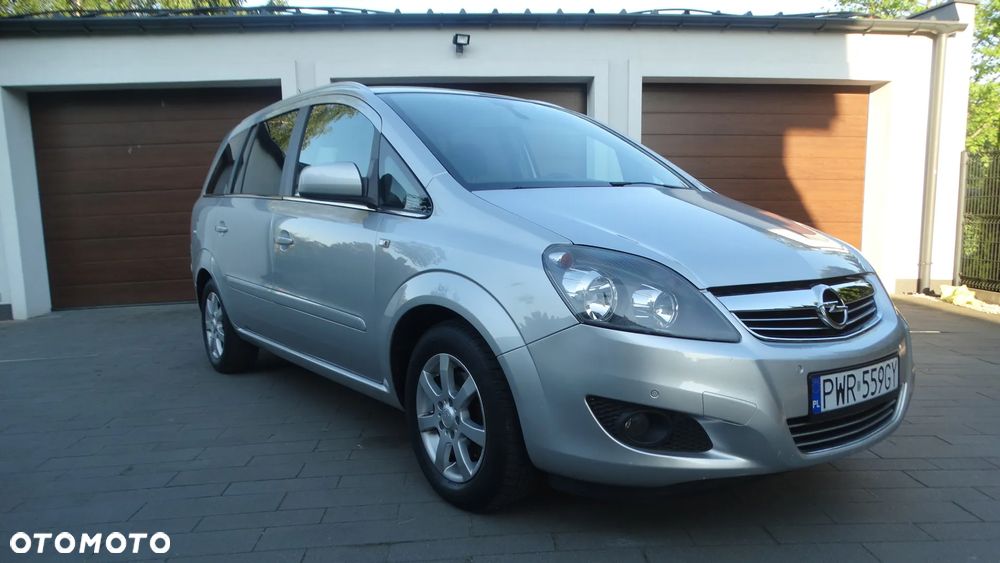 Opel Zafira 1.8 Cosmo - 3