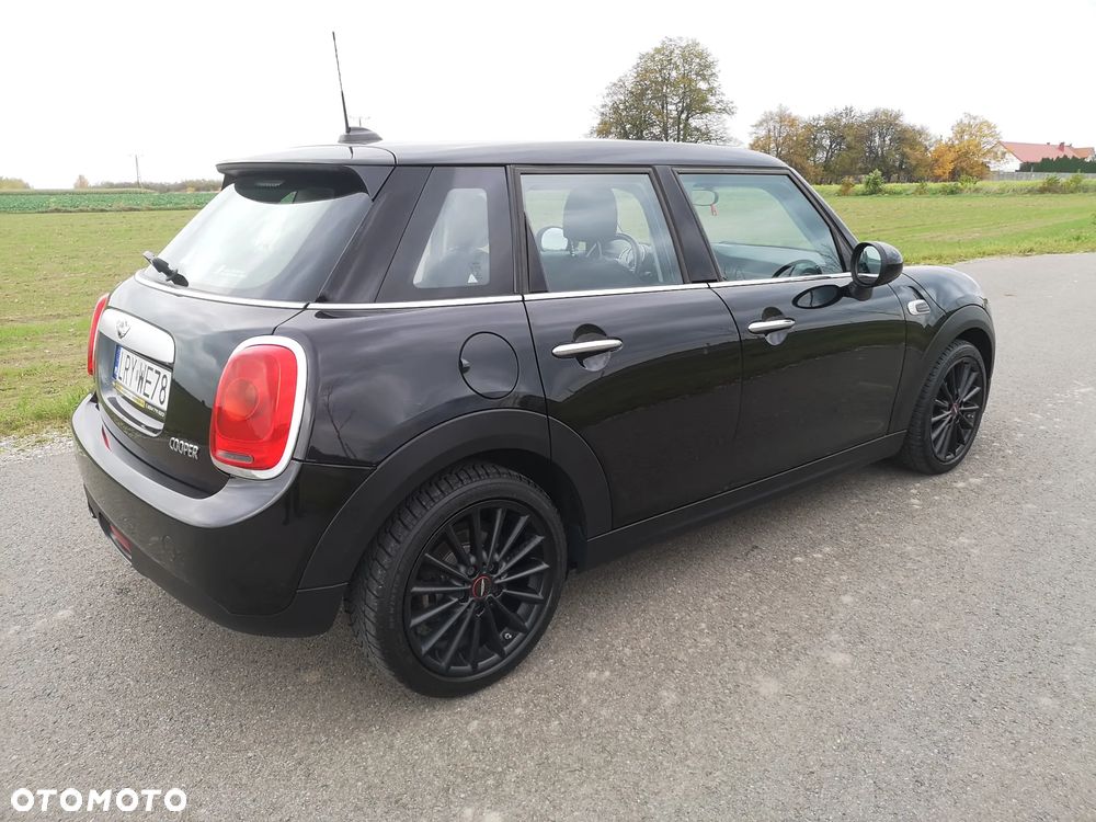 MINI Cooper Seven Chili - 32