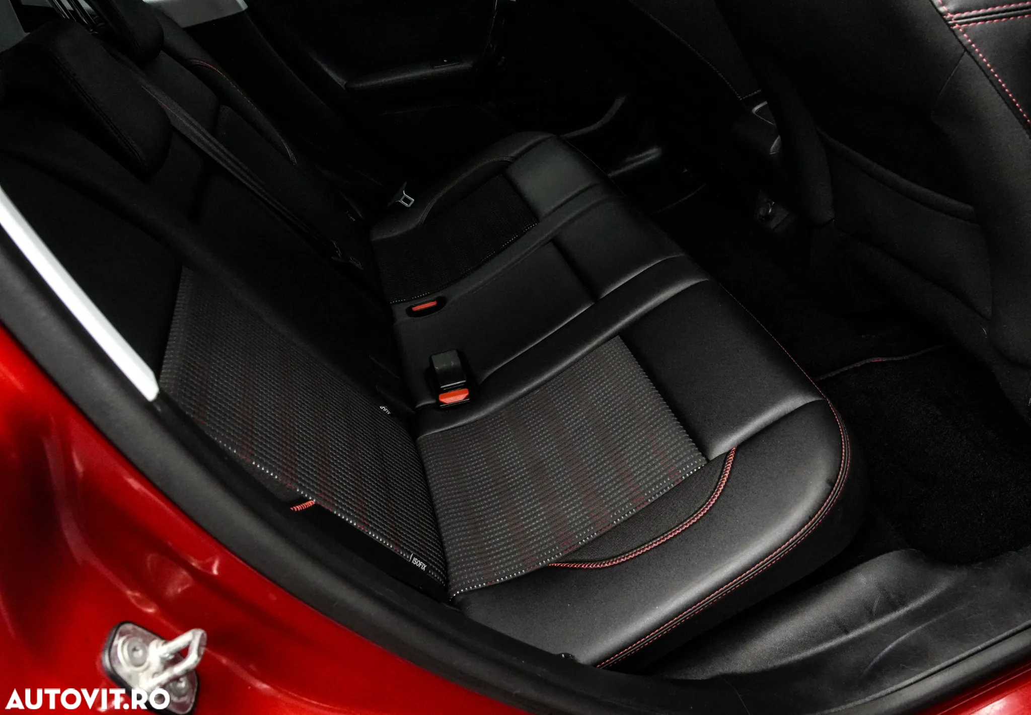 Peugeot 2008 1.2 PureTech Turbo EAT6 S&S Allure - 16