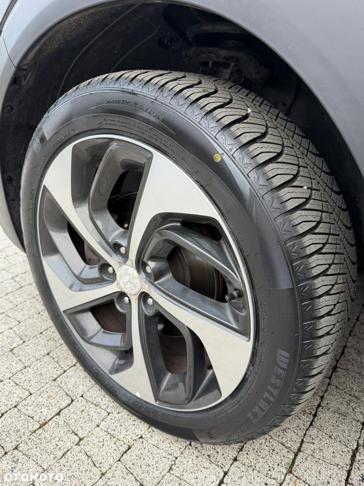 Hyundai Tucson 2.0 CRDI BlueDrive Style 2WD - 11