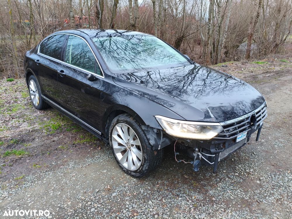 Volkswagen Passat 2.0 TSI (BlueMotion Technology) 4Motion DSG Highline - 1