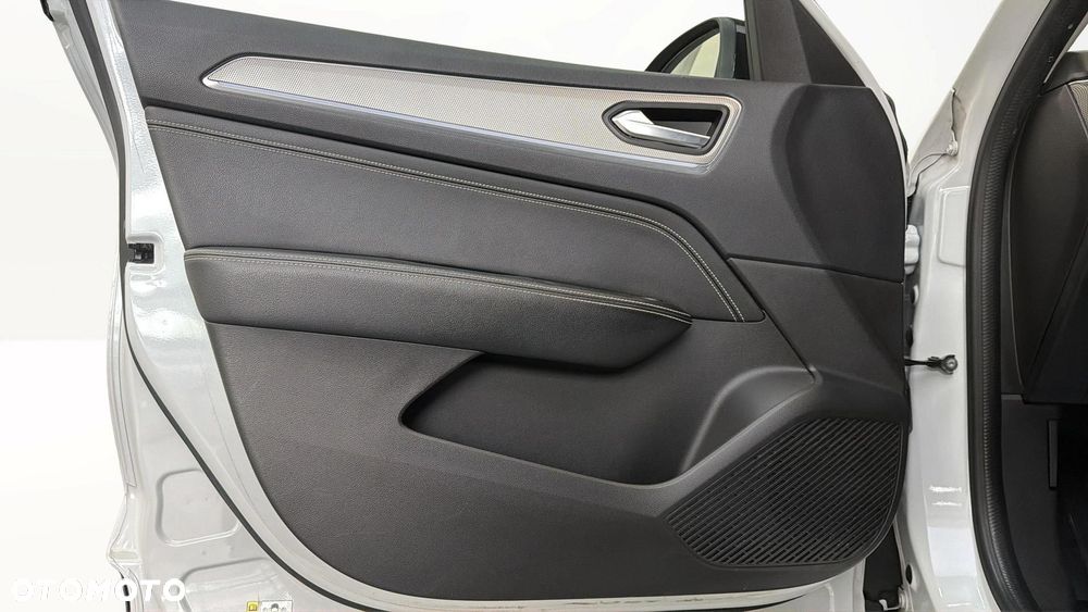 Renault Arkana 1.6 E-TECH Intens MMT - 11