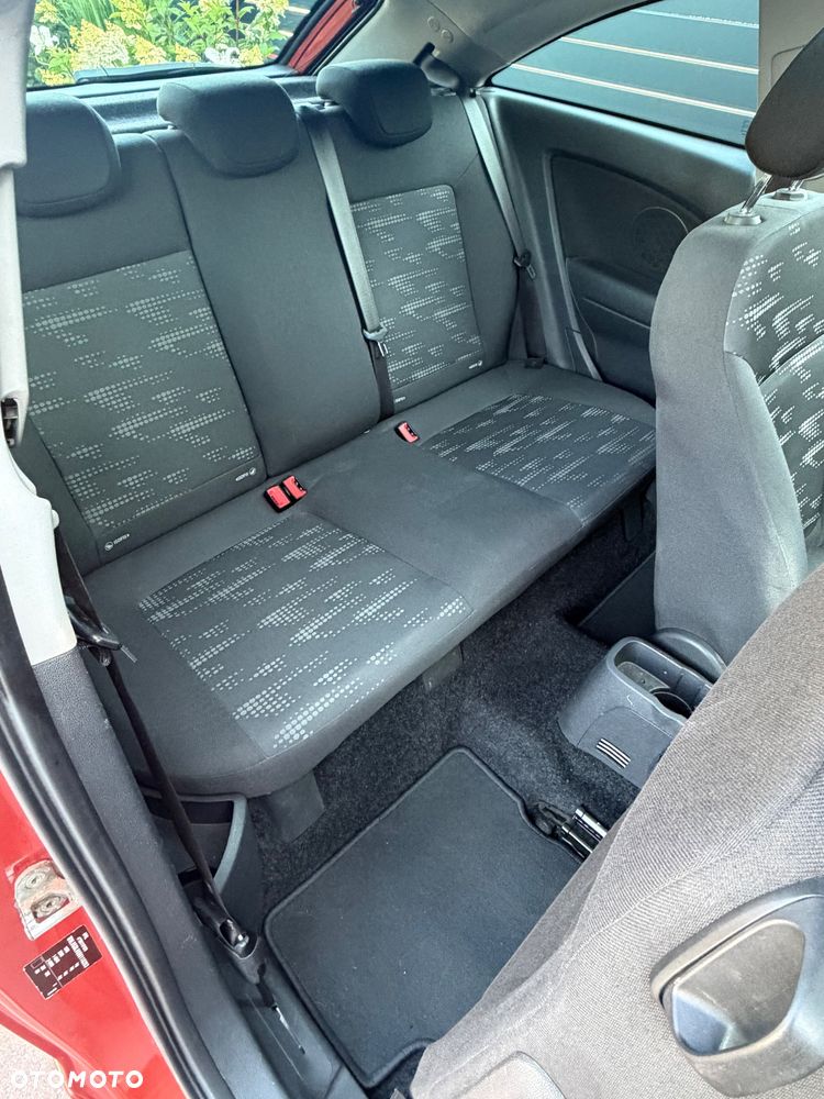 Opel Corsa 1.4 16V Active - 7