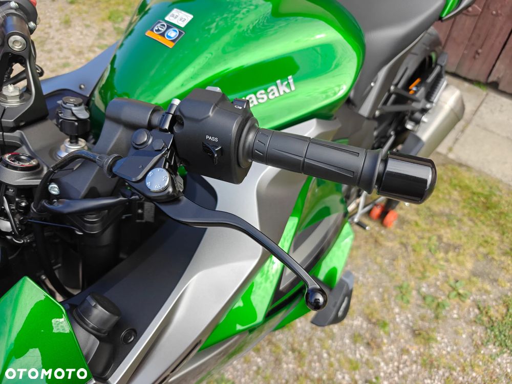 Kawasaki Ninja 1000 SX - 14