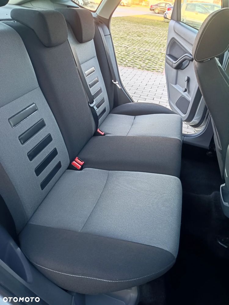 Ford Focus - 10