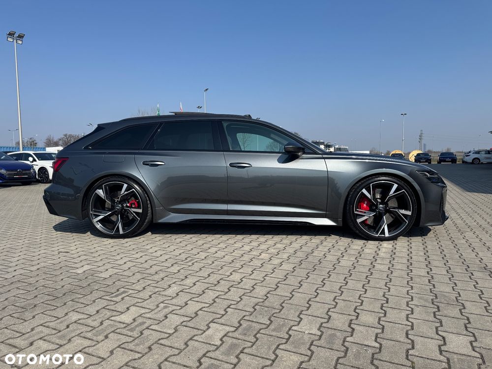 Audi RS6 Avant - 9