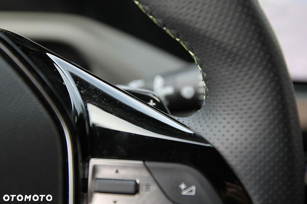 Peugeot 308 - 32