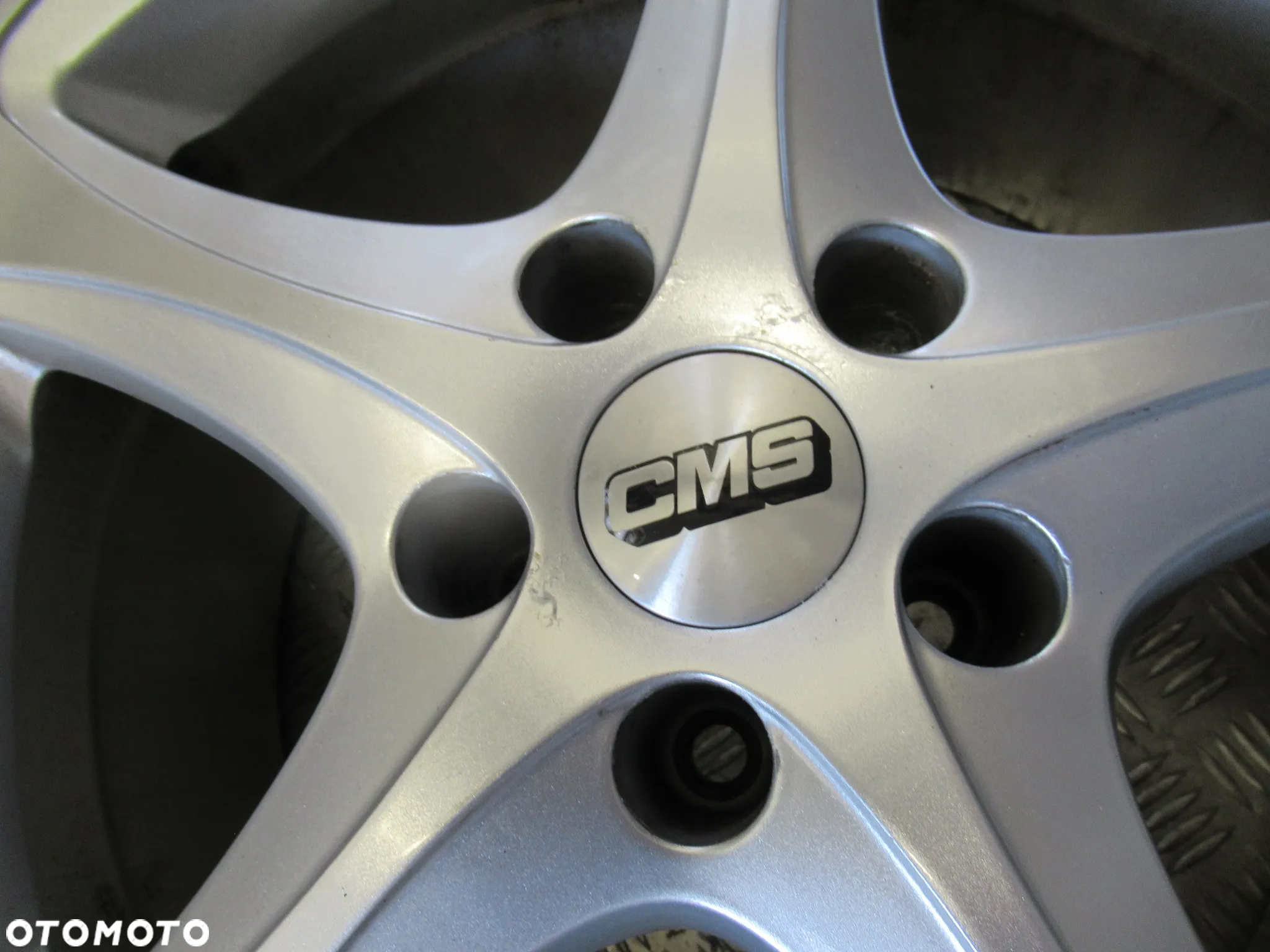 Felgi Mercedes E-klasa C-klasa Audi A4 A6 8Jx17 et29 5x112 - 6