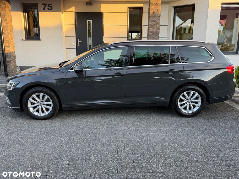 Volkswagen Passat 1.6 TDI SCR DSG Business - 14
