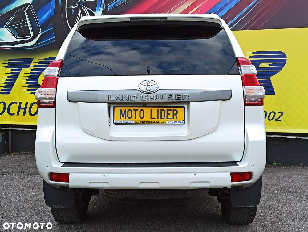 Toyota Land Cruiser - 5