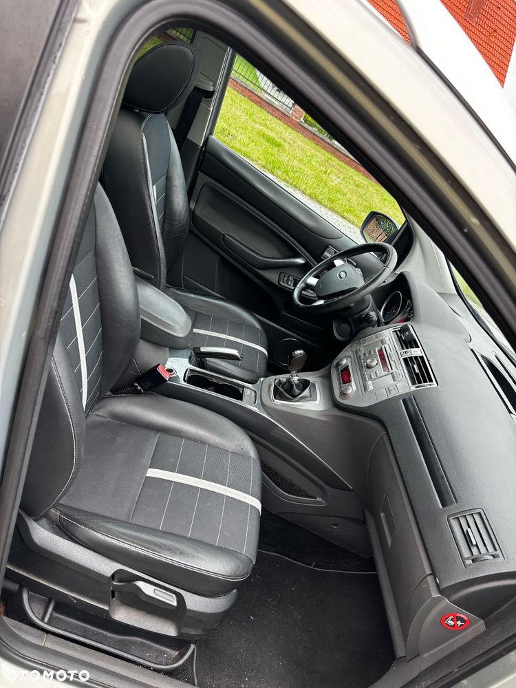Ford Kuga 2.0 TDCi Titanium - 8