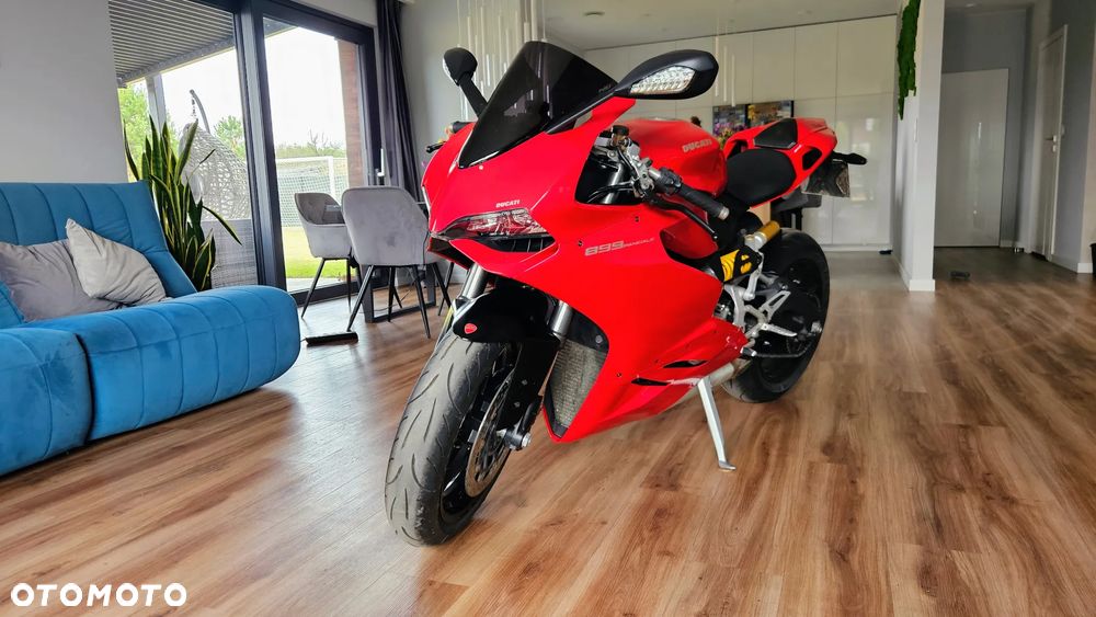Ducati Panigale 899 - 2