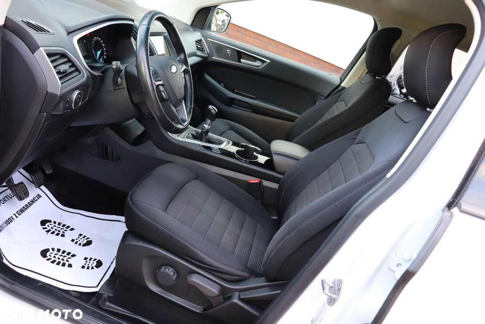 Ford Edge 2.0 TDCi 4x4 Trend - 23