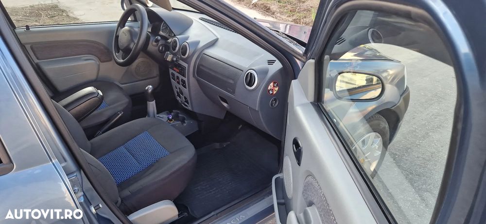 Dacia Logan 1.6 MPI Laureate - 2
