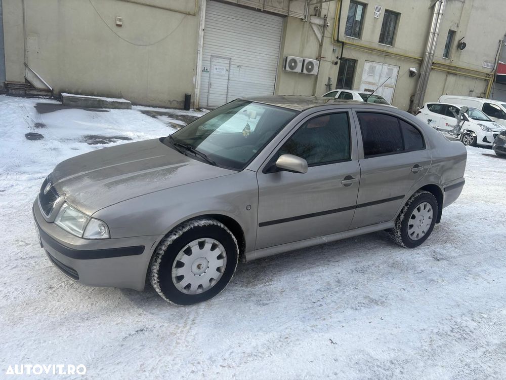 Skoda Octavia - 1