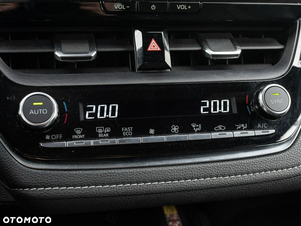 Toyota Corolla - 17