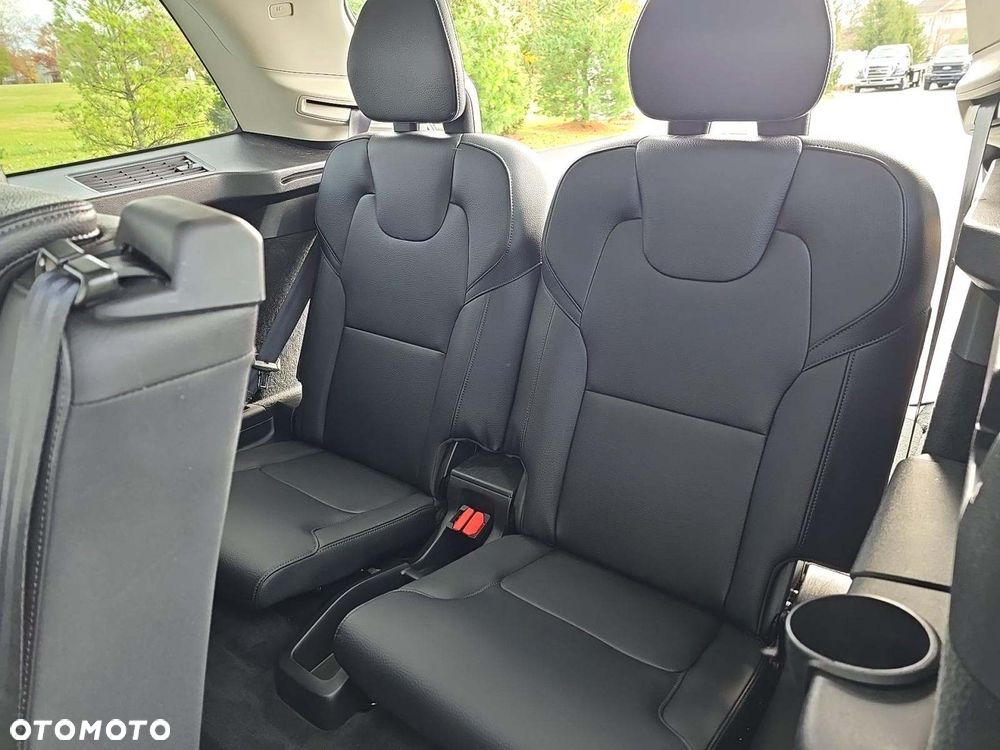 Volvo XC 90 T6 AWD Geartronic Momentum - 10