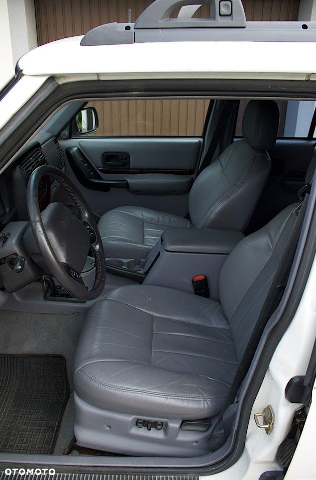Jeep Cherokee 4.0 Limited - 11