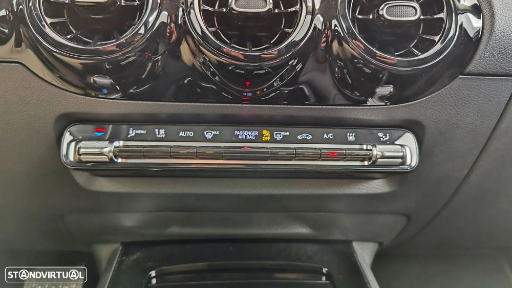 Mercedes-Benz GLA 250 e Progressive - 25