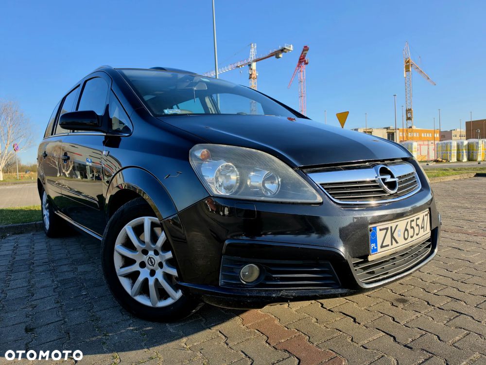 Opel Zafira 1.9 CDTI Automatik Cosmo - 1