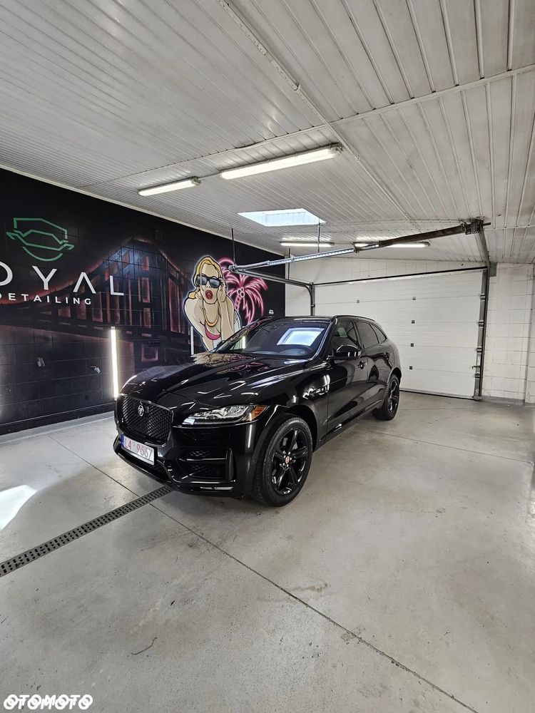 Jaguar F-Pace - 11