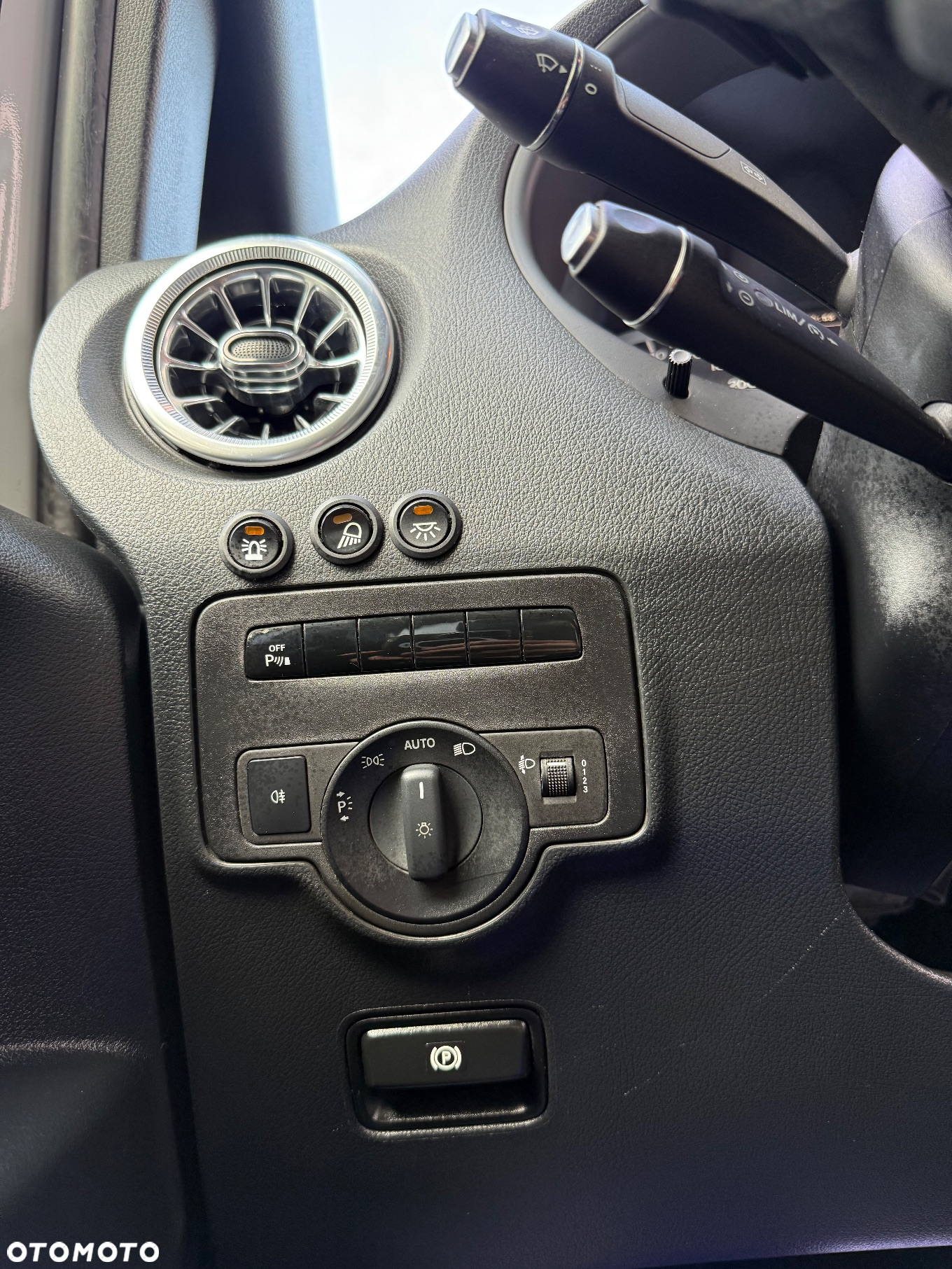 Mercedes-Benz Vito - 35