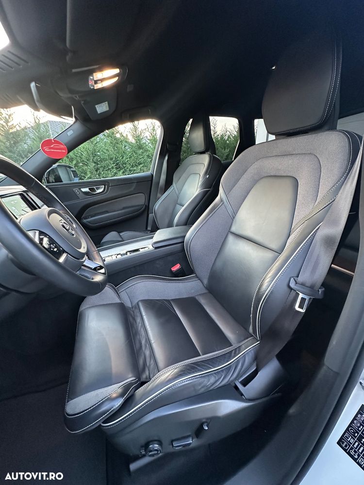 Volvo XC 60 B4 MHEV AWD R-Design - 14