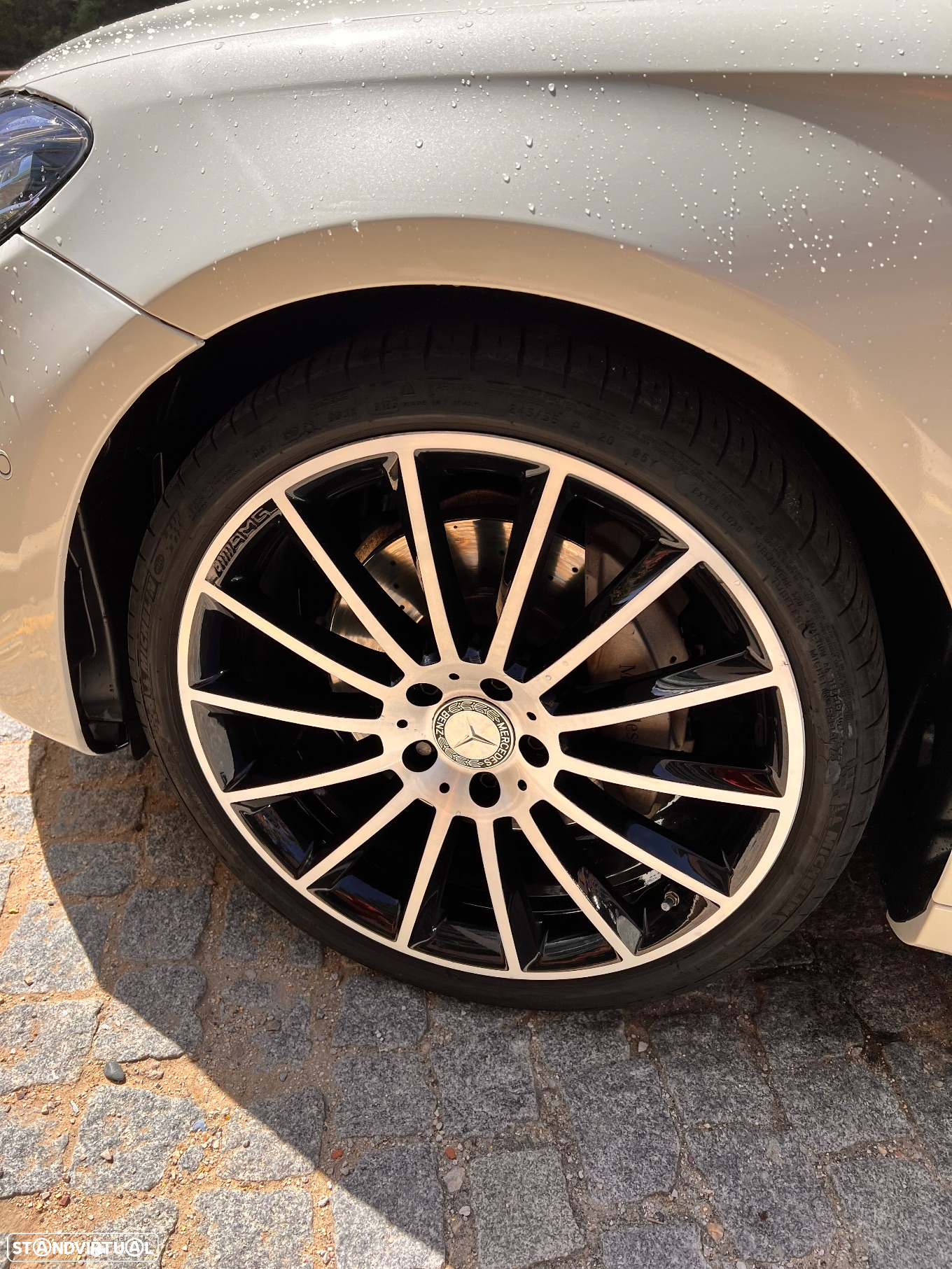 Mercedes-Benz E 220 d AMG - 11