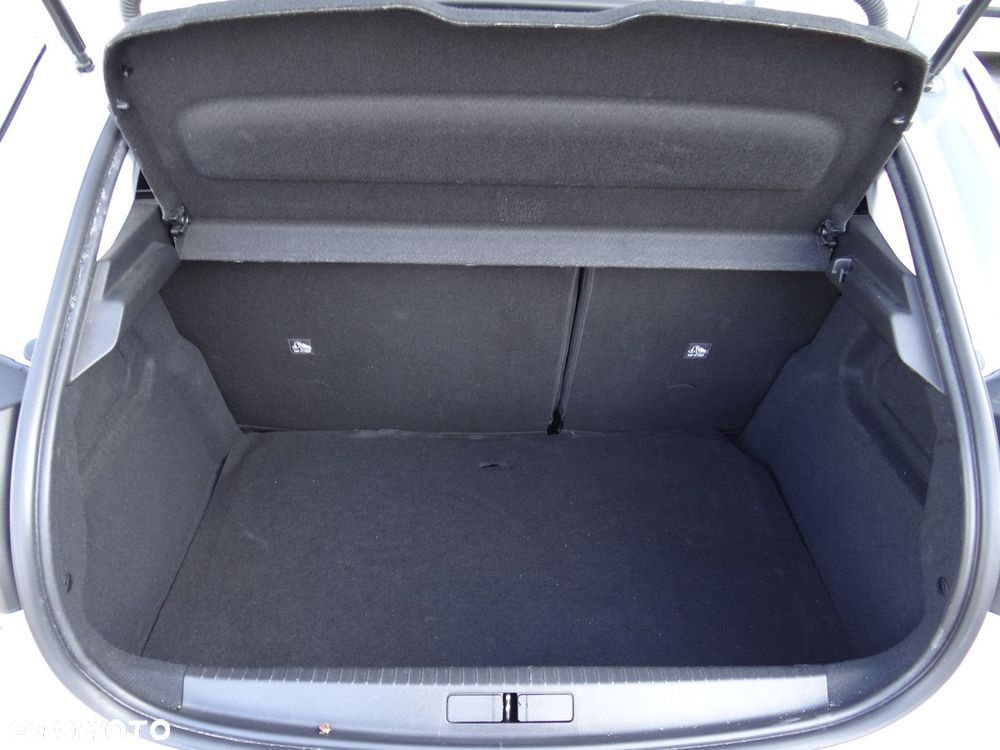 Opel Corsa 1.2 Elegance S&S - 20