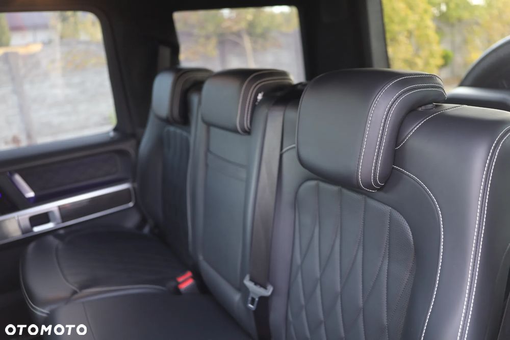 Mercedes-Benz Klasa G AMG 63 Stronger Than Time Edition - 32