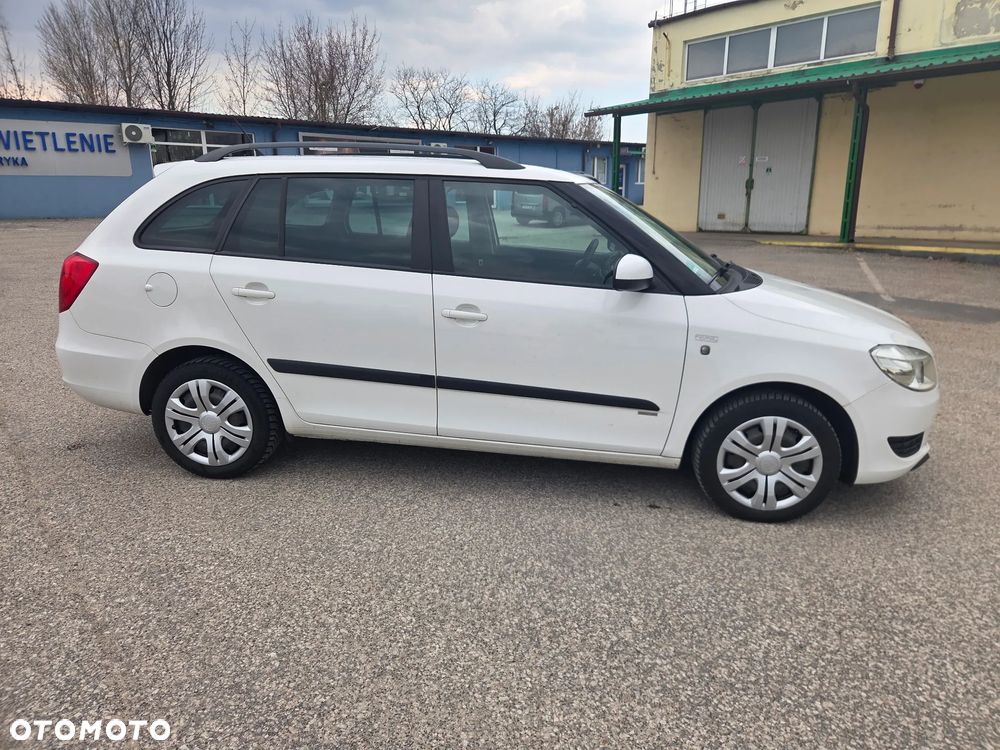 Skoda Fabia - 4