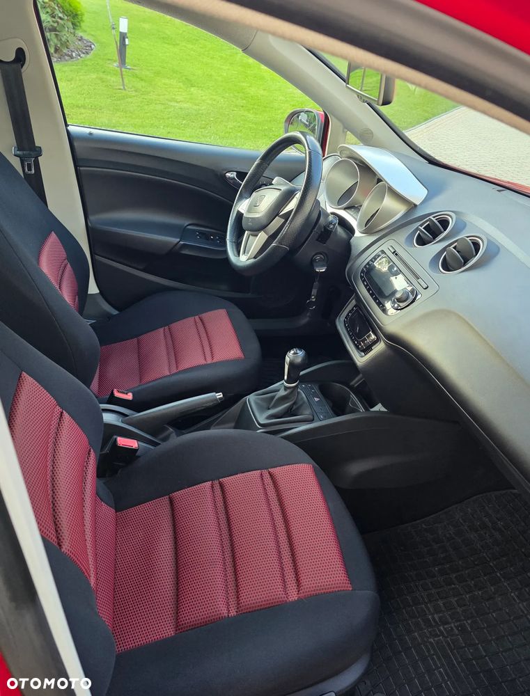 Seat Ibiza 1.6 16V Reference - 8