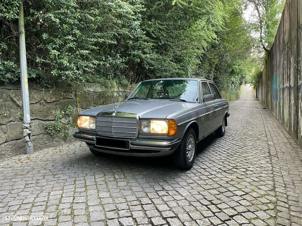 Mercedes-Benz W123 (1976-1986) - 26