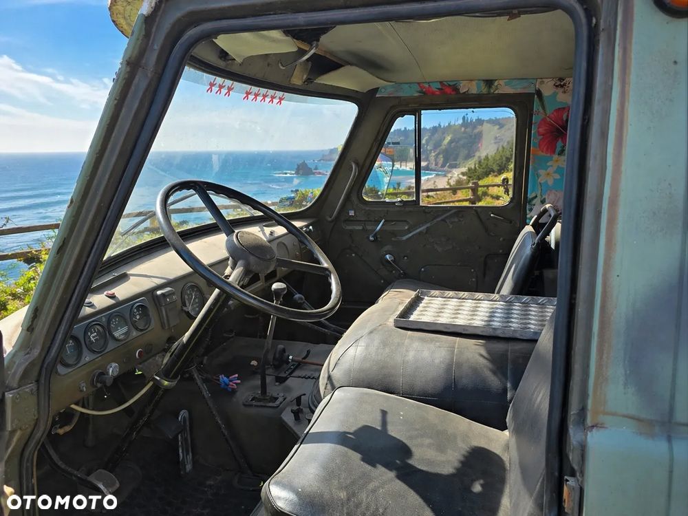 Uaz Inny - 11