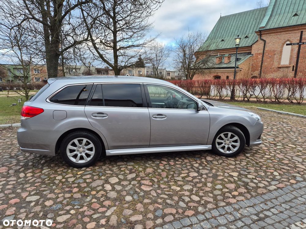 Subaru Legacy 2.0R Comfort - 5