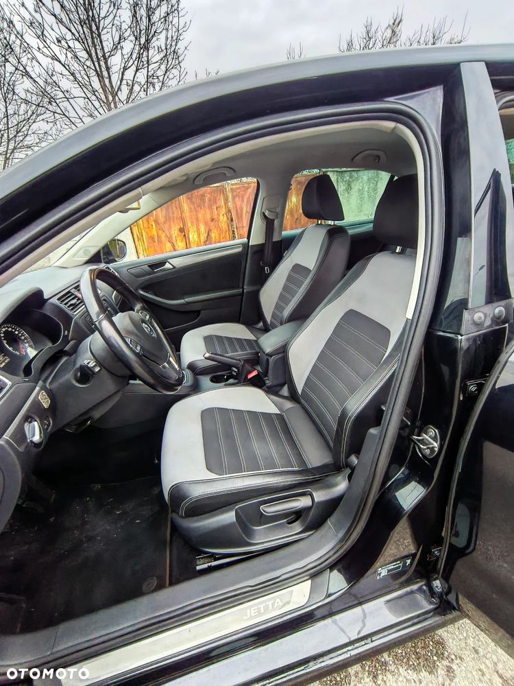 Volkswagen Jetta 1.4 TSI Highline - 20