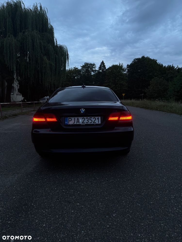 BMW Seria 3 320d - 6