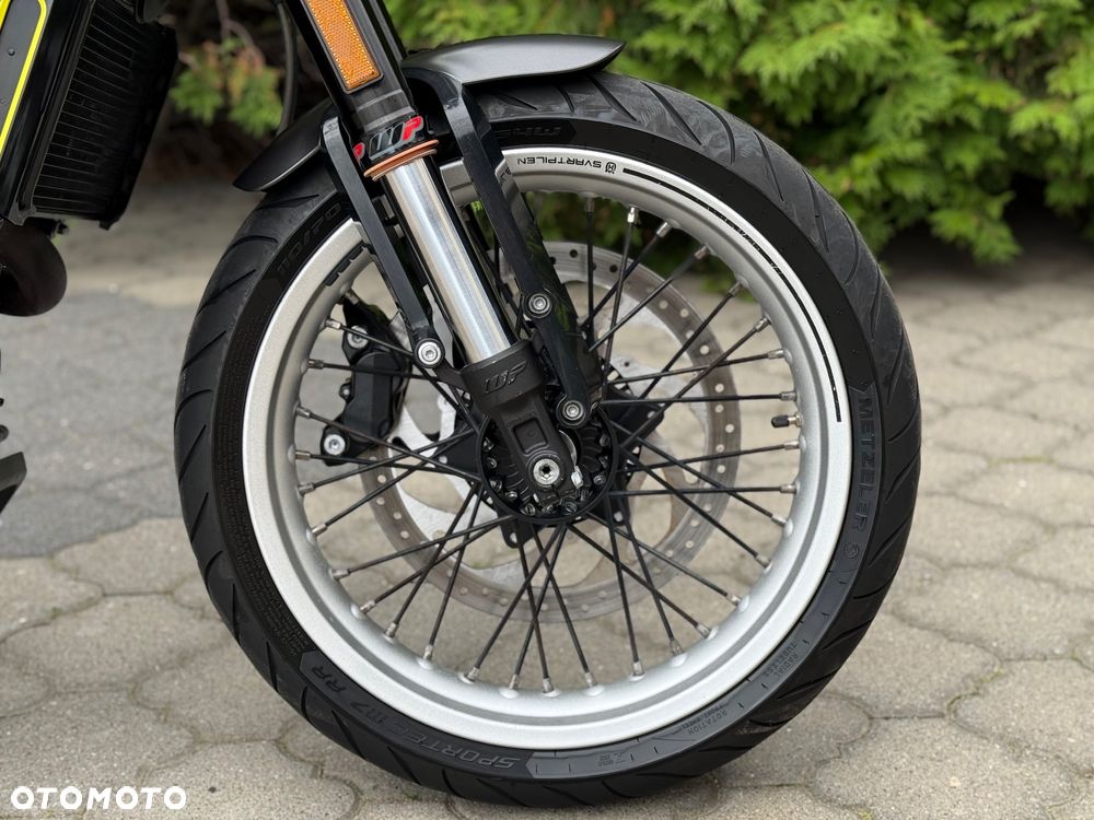 Husqvarna Svartpilen - 11