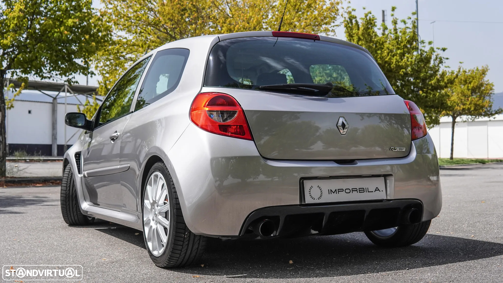 Renault Clio 2.0 16V Sport - 15