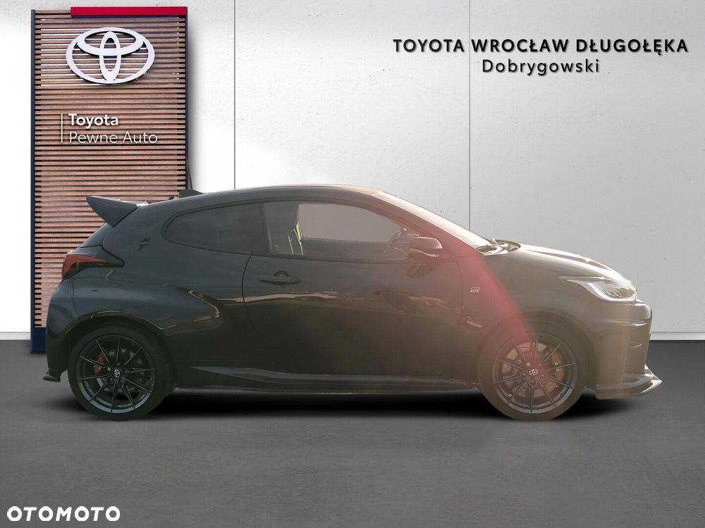 Toyota Yaris - 8