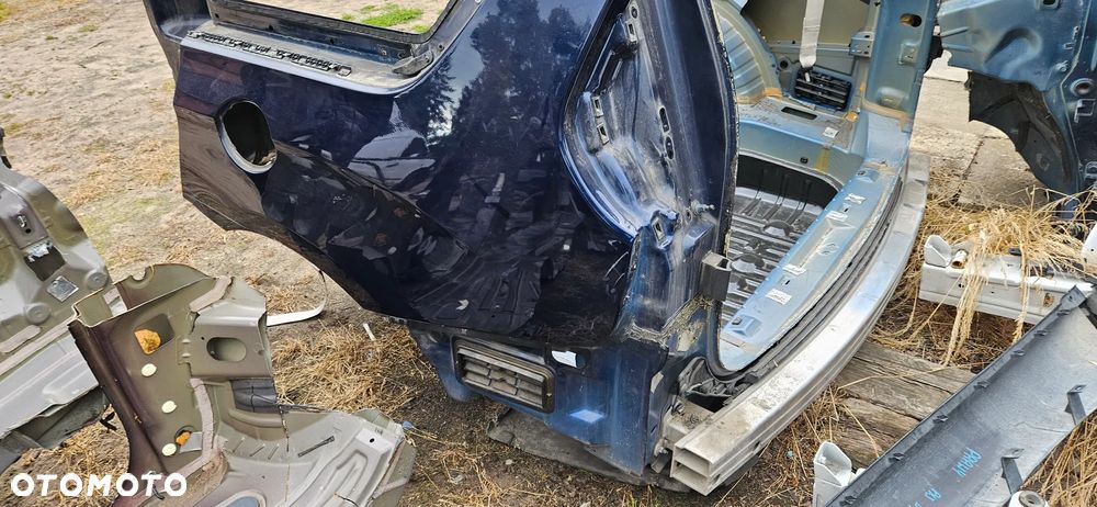 Chrysler Pacifica 2016- Pas tył Pas tylny Ściana tylna Wanna Ćwiartka tył Kufer Dupa Belka zderzaka Ślizg Mocowanie kolor PBX - 2