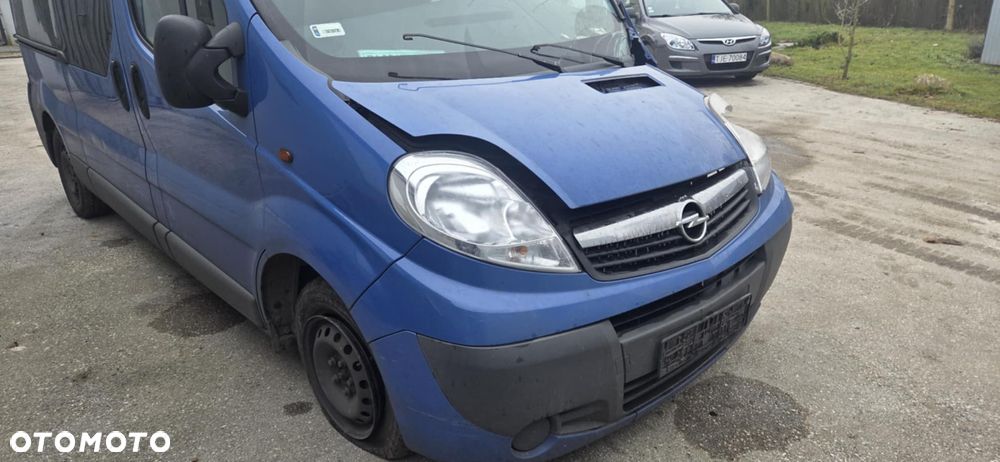 OPEL VIVARO TRAFIC II belka wzmocnienie zderzaka przód - 2