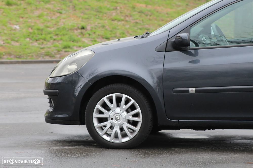 Renault Clio 1.5 dCi Dynamique S - 14