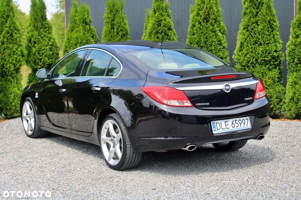 Opel Insignia - 17