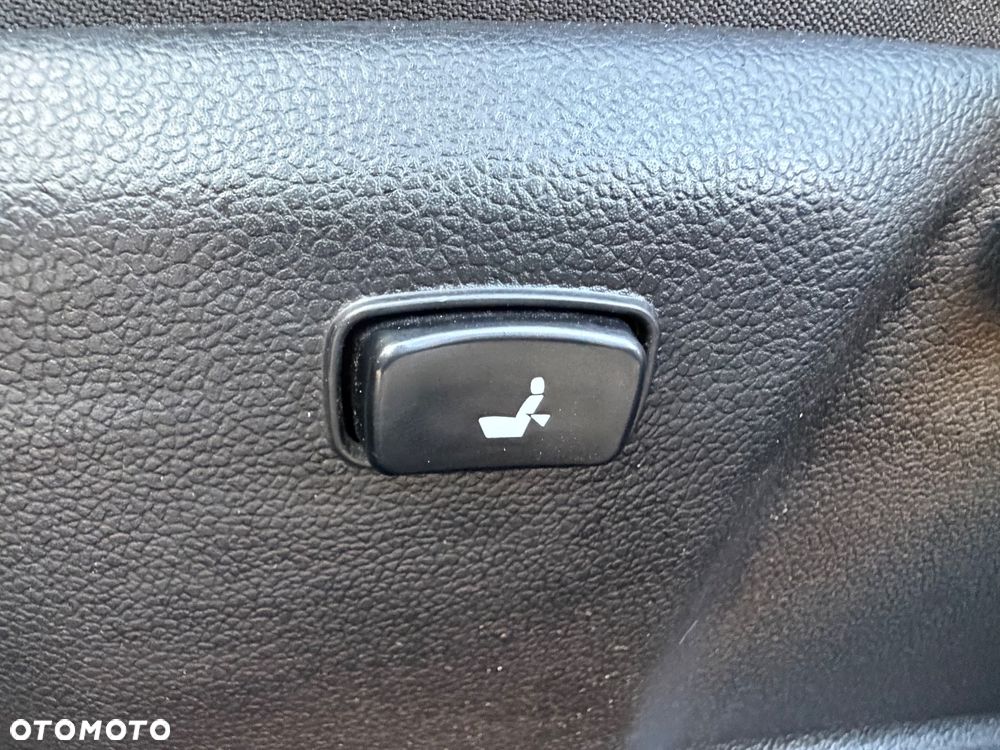 Kia Ceed 1.6 GDI Platinum Edition - 35