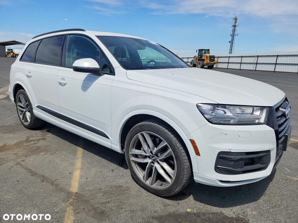 Audi Q7 3.0 TFSI Quattro Tiptronic - 1